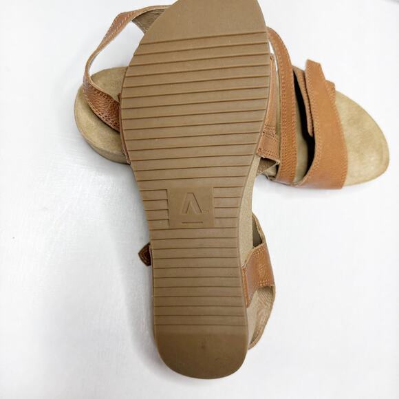 ABEO Oasis Sandals - Picture 4 of 4